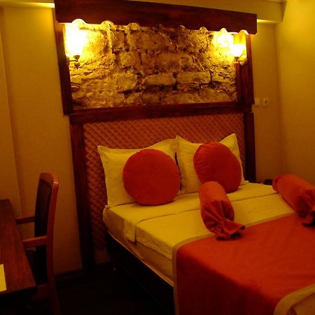 Hotel Ishakpasa Konagi Istanbul Phòng bức ảnh